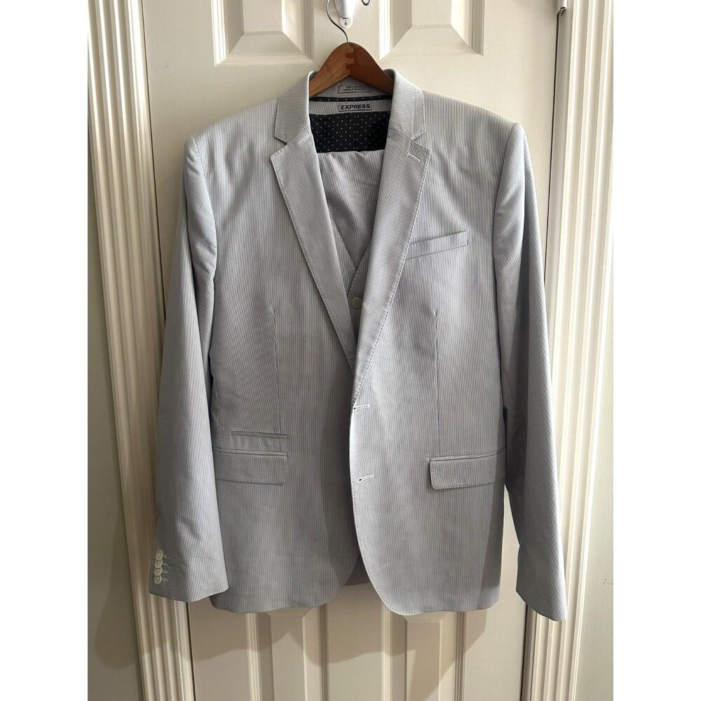 Express Photographer 3-Piece Suit Light Blue Pinstripe Jacket Vest Pants 31x32
